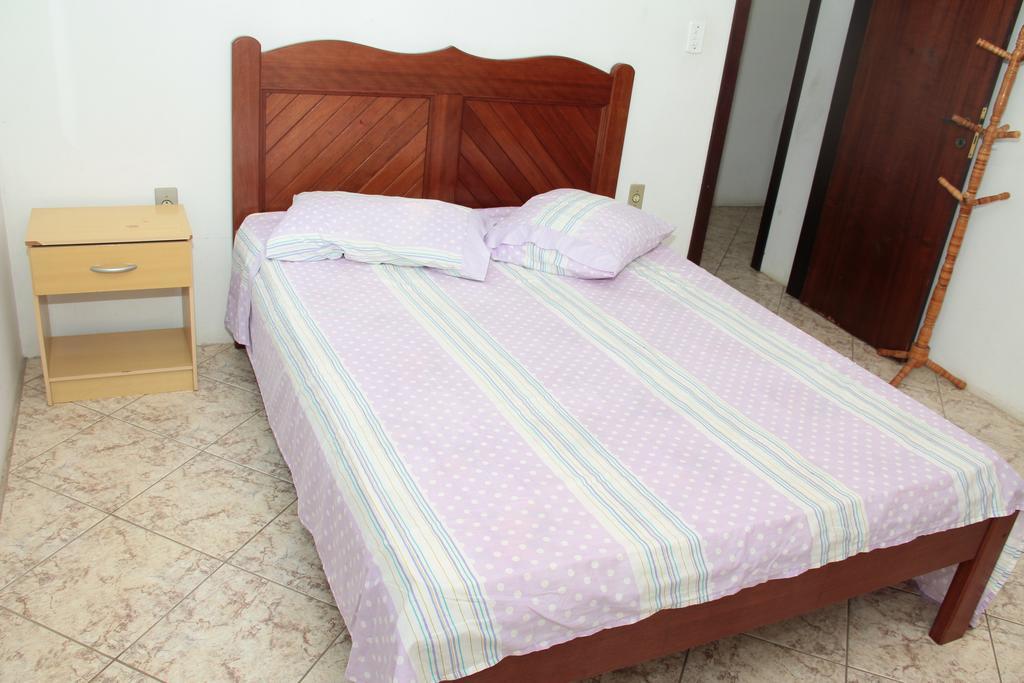 Residencial Aracuã Hotel Bombinhas Quarto foto