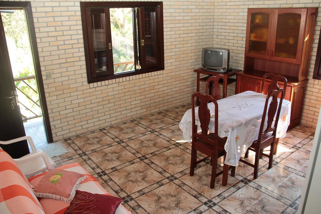 Residencial Aracuã Hotel Bombinhas Quarto foto